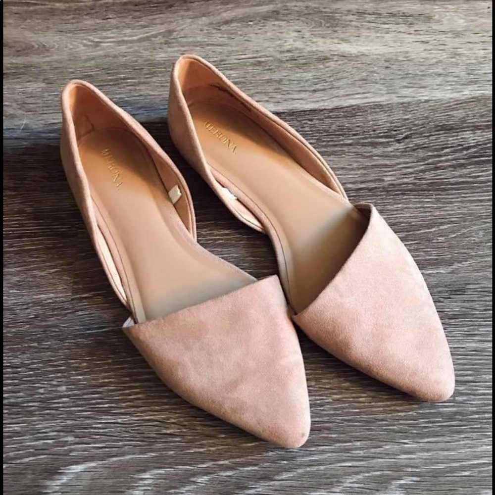 Nude Pointed Flats